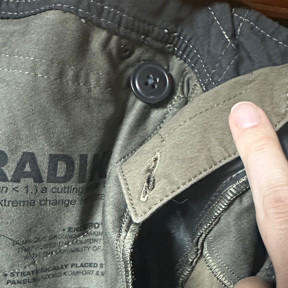Men's Kuhl Hiking Pants - Picture 10 of 10